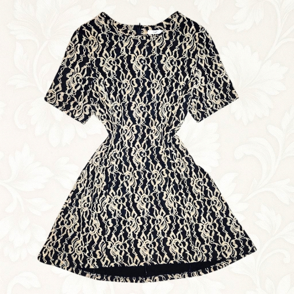 Hazel by Anthropologie Cream Lace Fit & Flare Dress – Size M